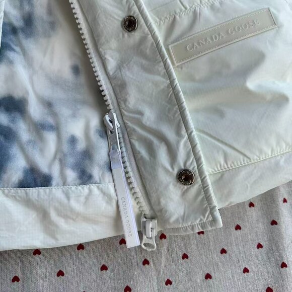 White Canada Goose Freestyle Vest Womens - Picture 4 of 14